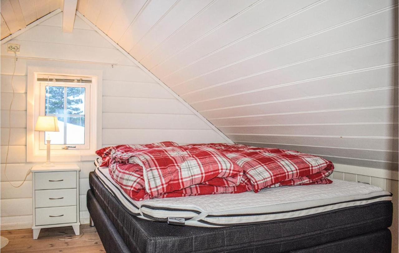 5 Bedroom Cozy Home In Norheimsund Exterior photo